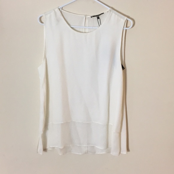 Kobe Halpetin kara blouse - Picture 2 of 5